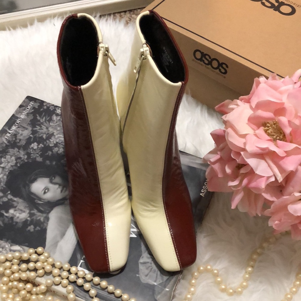 BNIB • ASOS • Two-Tone Leather Ankle Boots - Picture 4 of 15